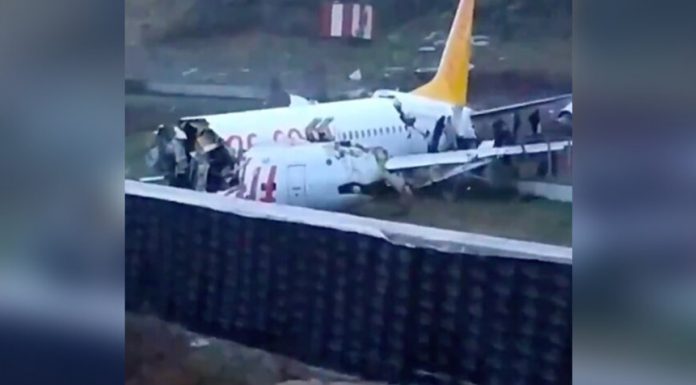 A passenger plane crashed at the airport in Istanbul