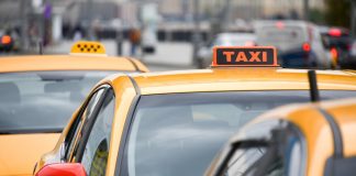 In Moscow taxi driver stole from a customer's Bank card almost 500 thousand rubles