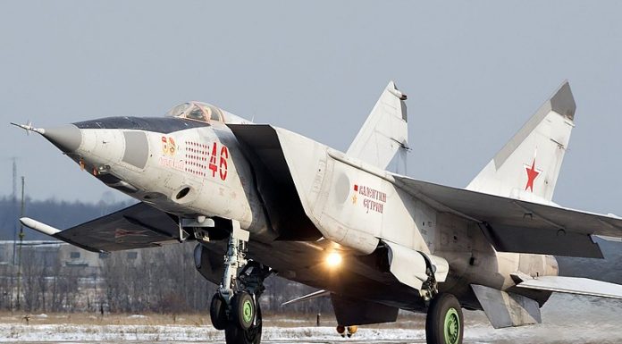 MiG-25: why it was considered "the most drunk plane"