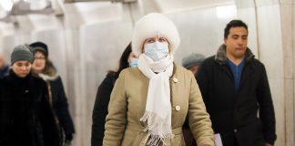 Pharmacies in Moscow were provided with masks to combat coronavirus