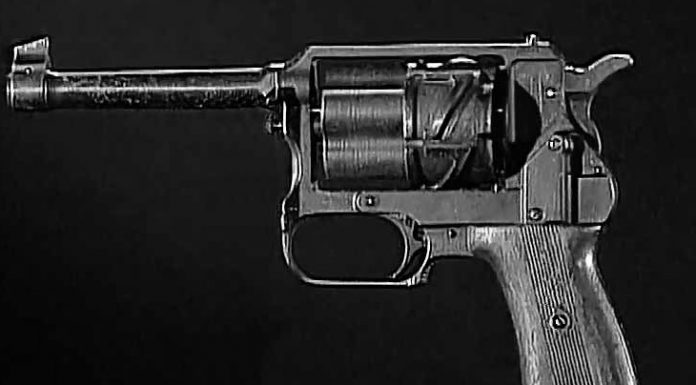 Revolver Gurevich: how to shoot "water" arms of Soviet intelligence