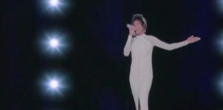 Tour with a hologram of the singer Whitney Houston kicks off in Europe