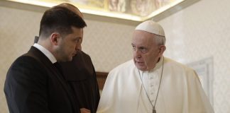 Zelensky said that the Pope called him a "President of peace"