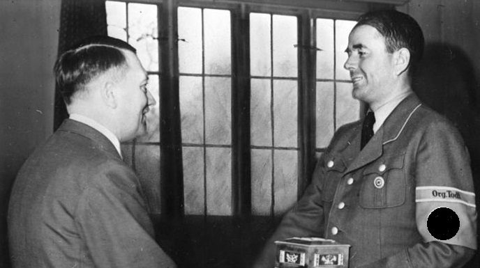 Albert Speer: what was the personal architect of Hitler