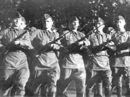 As Podolsk cadets fought against SS Panzer division "Reich"