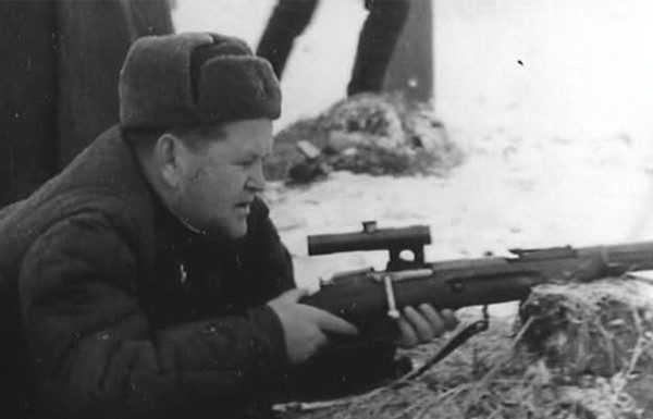 Vasily Zaytsev: how to fight the best sniper of the Stalingrad battle