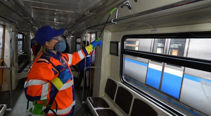 About 900 thousand square meters each day clean and disinfect the subway