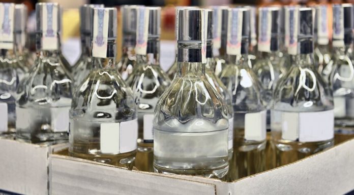 Russians urged not to use vodka when you create an antiseptic