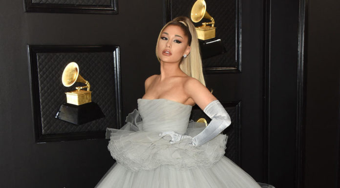 Wie eine Disney-Prinzessin: Den aufwändigsten Auftritt legte Popsternchen Ariana Grande hin.